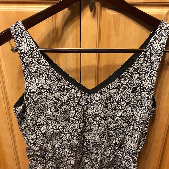 LOFT Dress - Picture 4 of 5